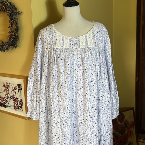 EILEEN WEST Size Large Cotton Flannel Long Nightgown Modest Soft Cozy Timeless - Picture 7 of 15